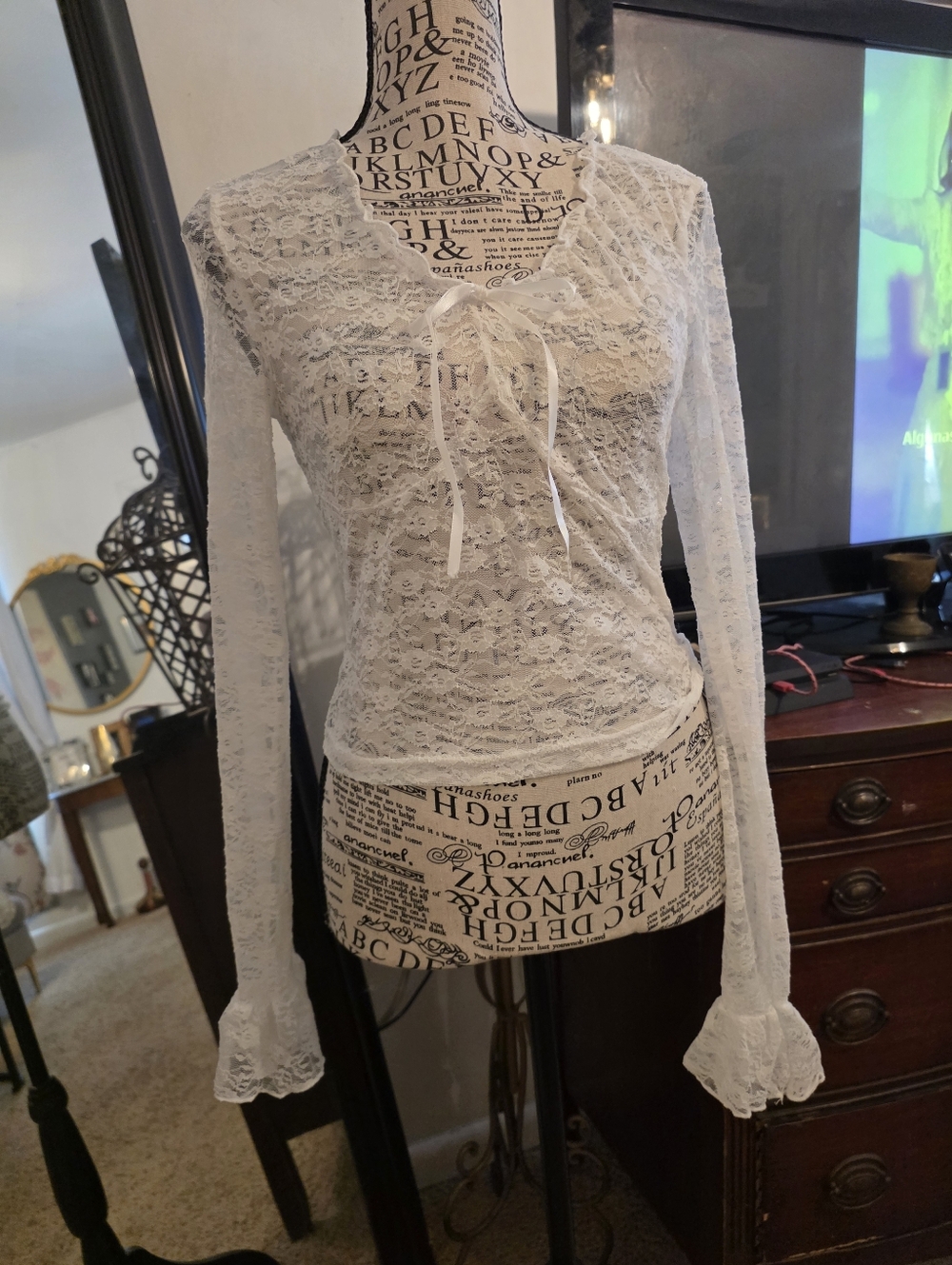 Lace Tie-Front Long Sleeve Blouse - White